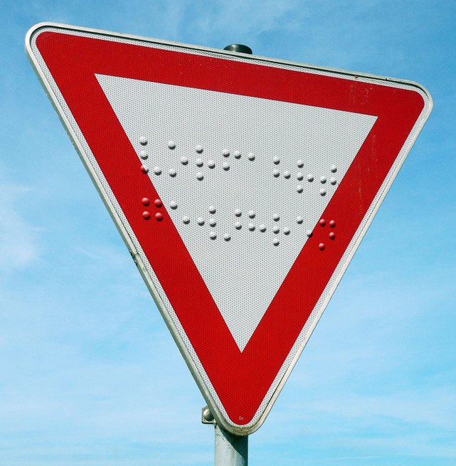 VorfahrtBraille